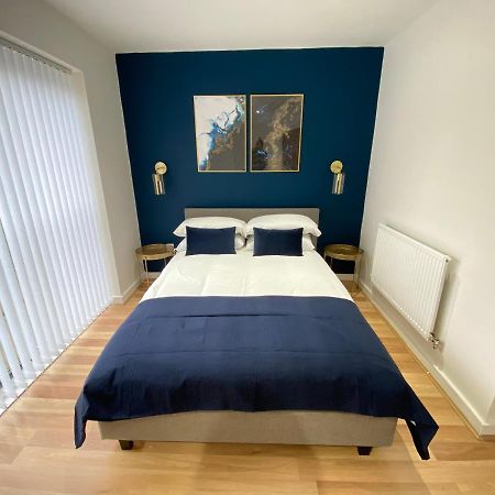 Large 5-Bed City Centre Townhouse With Secure Parking Manchester Kültér fotó
