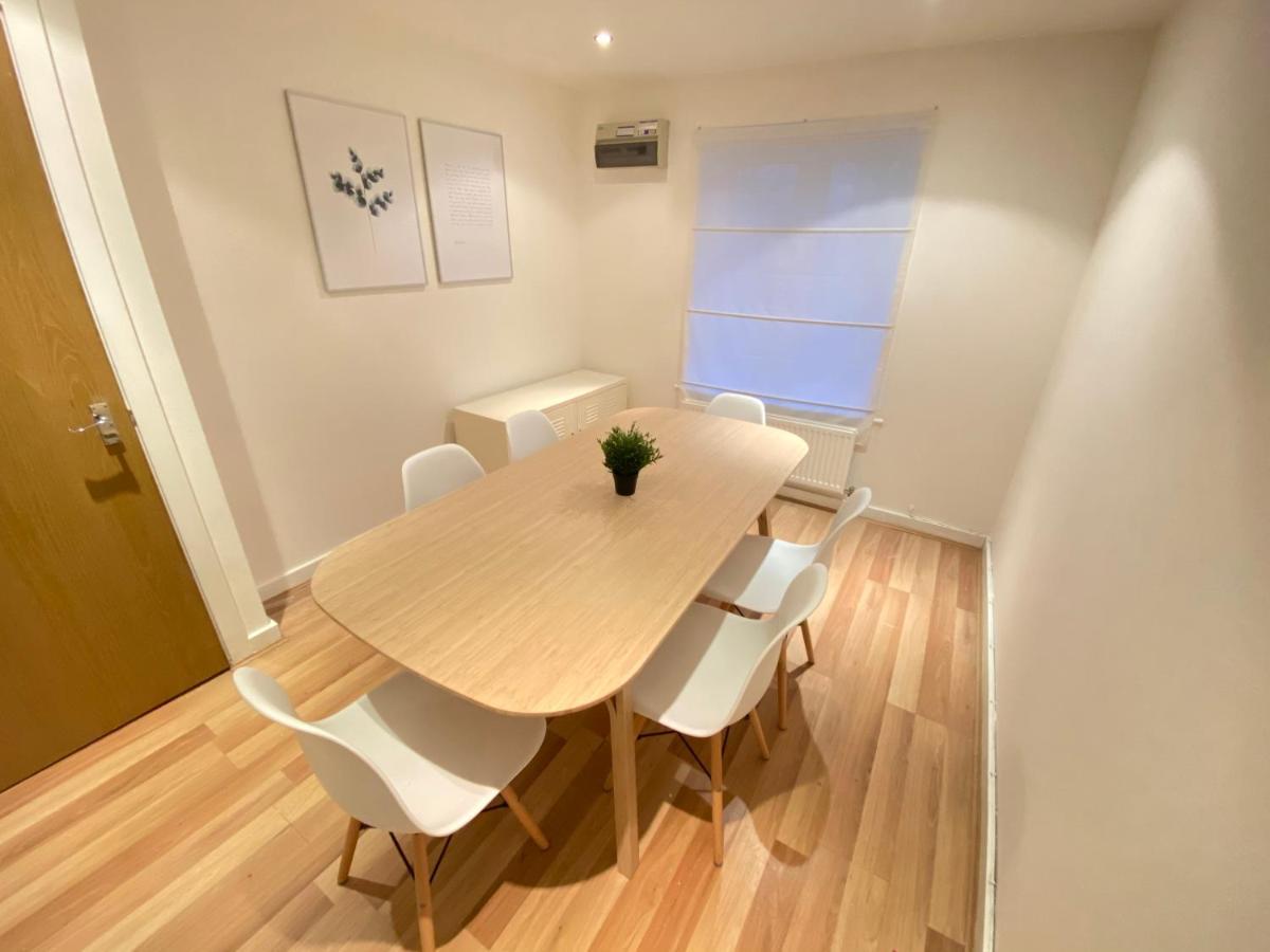 Large 5-Bed City Centre Townhouse With Secure Parking Manchester Kültér fotó